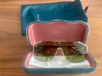 Gucci GG0291S Oversized Shield Sunglasses Gold Brown Gradient Gradient Lens