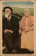 Old Matt and Aunt Mollie Branson Missouri vintage postcard m618