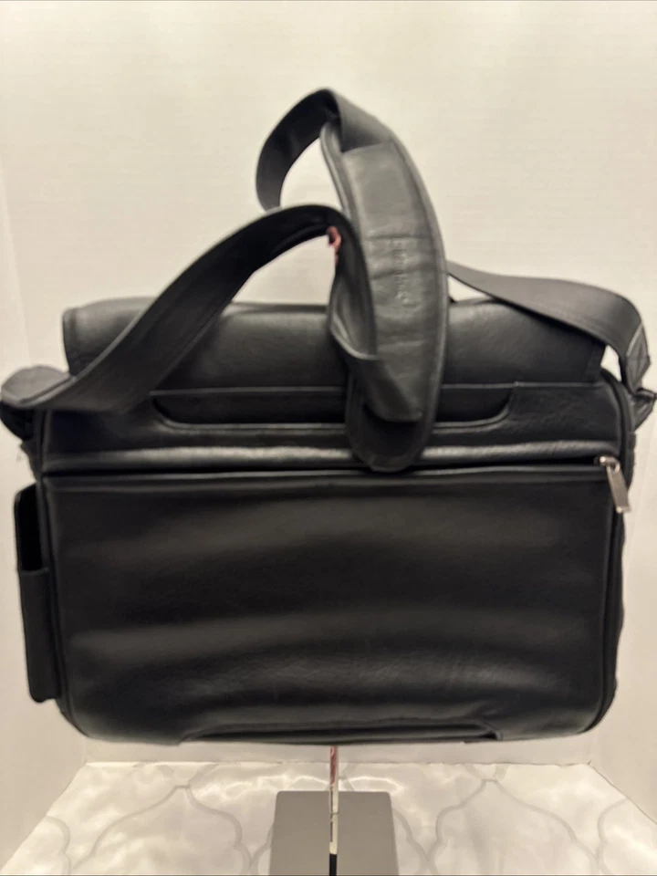 Pasta adida de couro preto Korchmar advogado piloto médico - Imagem 2 de 4