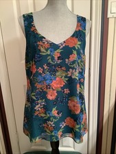 Cabi 3449 Medium top green Still Life floral layering tank blouse