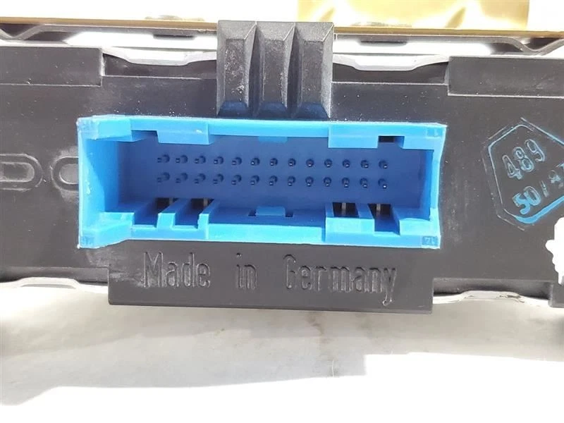 1987 1988 1989 1990 1991 BMW 325I OEM Cruise Control Module - Image 3 of 4