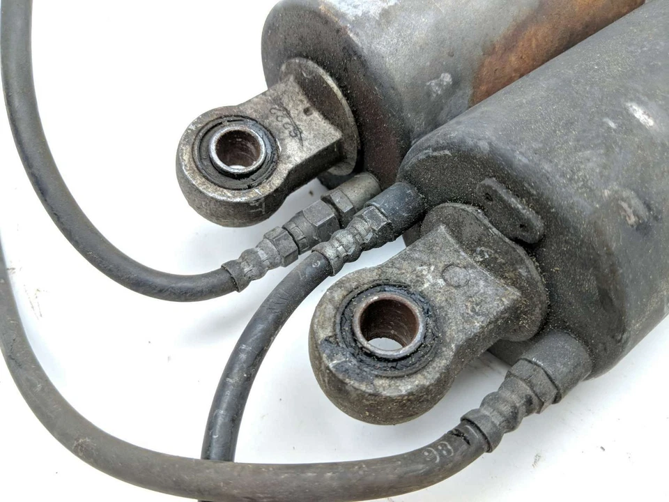 Amortiguadores de suspensión trasera 86 Suzuki Cavalcade GV 1400 Foto 3 de 4