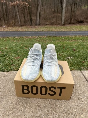 Size 10.5 - adidas Yeezy Boost 350 V2 Cloud White Non  display picture 1