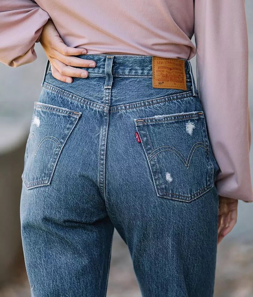 NWT $98 Levis 501 Women Jeans W32 L26 Original Cropped High NWT $98 Levis 501 Women Jeans W32 L26 Original Cropped High