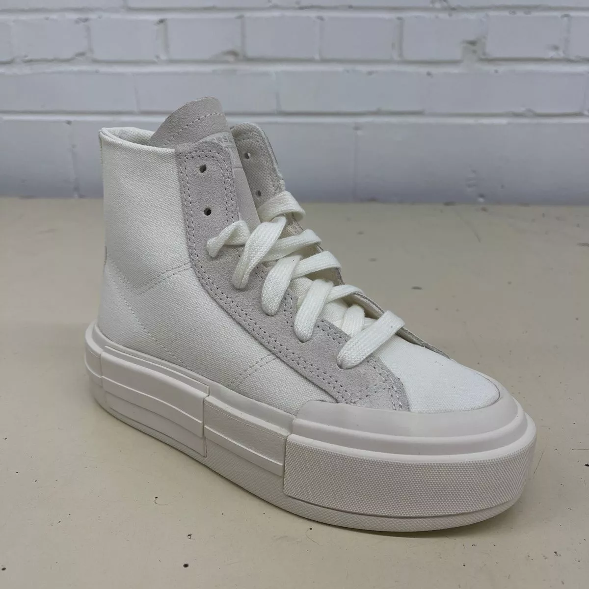 CONVERSE CTAS Cruise HI 90's Platform Sneaker Unisex Size M3 W4.5 NWB