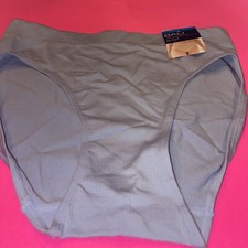 Bali 2362 One Smooth U All-Around Smoothing Hi-Cut Panty