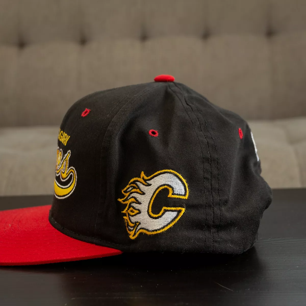 Calgary Flames Heritage Classic Fitted s/m hat | SidelineSwap