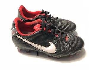 chaussure de football nike tiempo chaussure de football nike tiempo