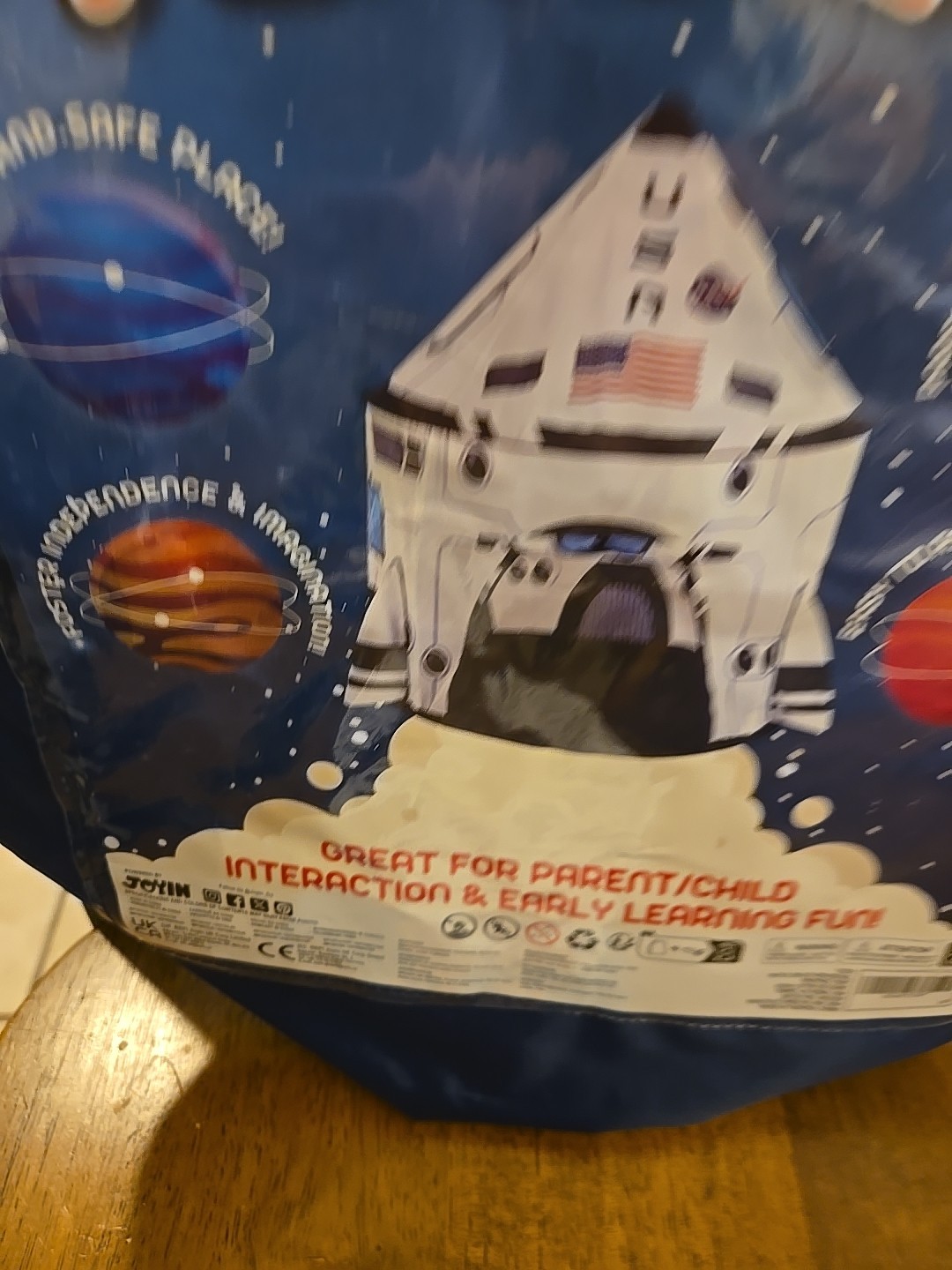 Rocket Ship Play Tent Pop up Play Tent Kids Indoor Outdoor Spaceship Playhouse