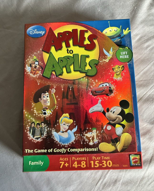 Mattel Games Apples to Apples Disney Card Game Quick Play 4-8 Players 7+ R2819