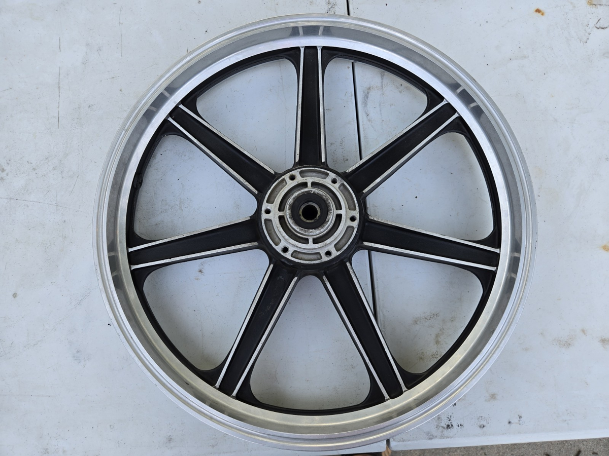 Kawasaki Lester 19