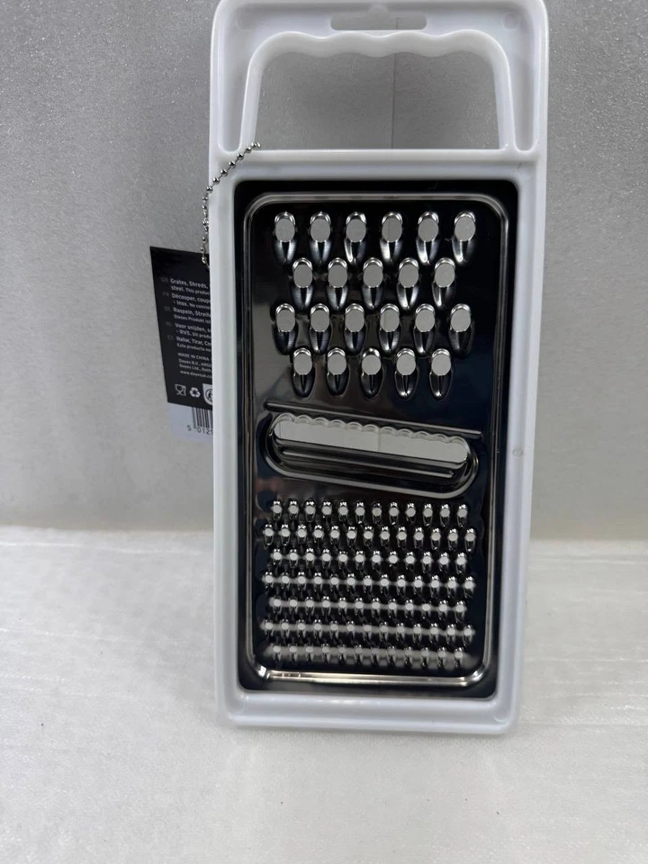 Rallador tradicional de 3 vías Chef Aid, rallador de mano plano para uso en cocina y perfecto Foto 3 de 4