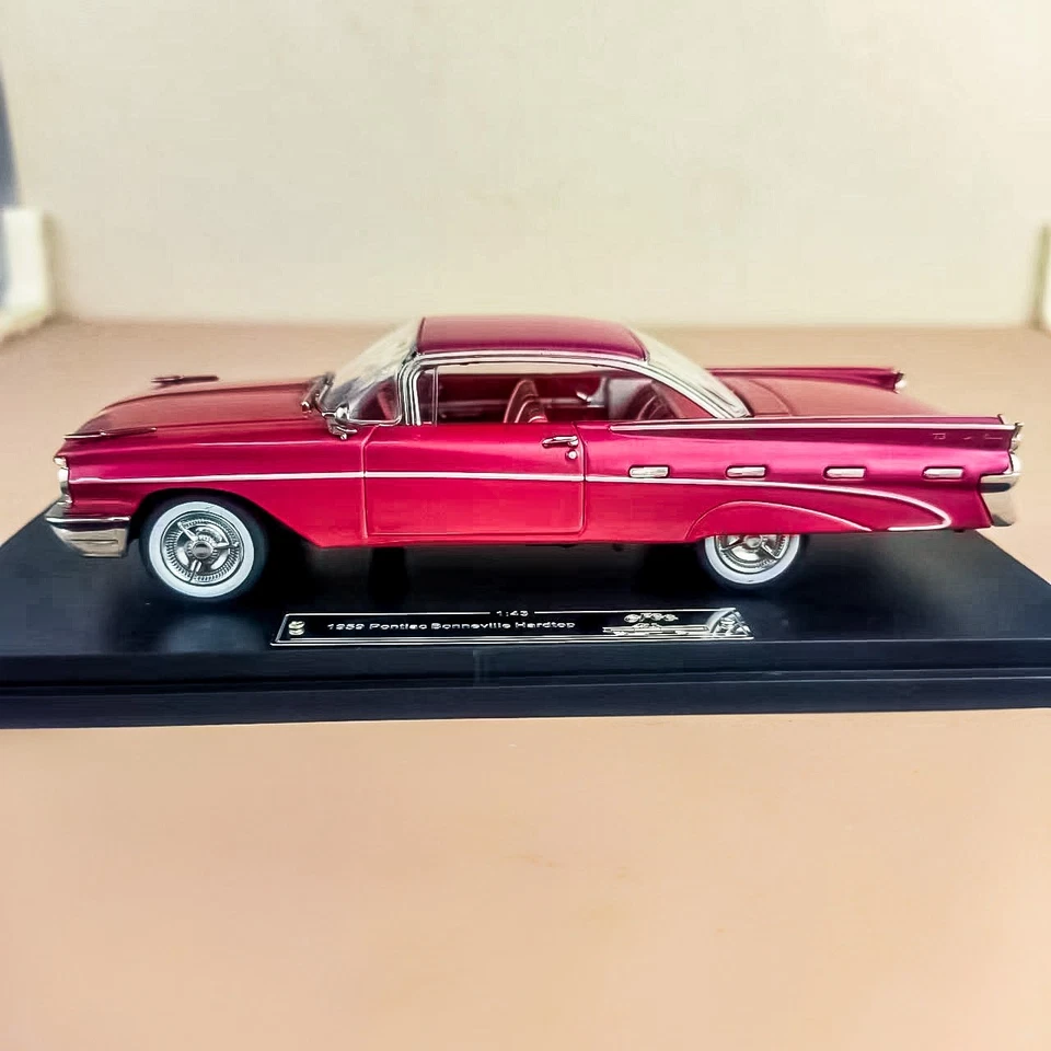 1/43 GFCC 1959 Pontiac Bonneville Hardtop Red Diecast Model Car Collection - Изображение 3 из 4