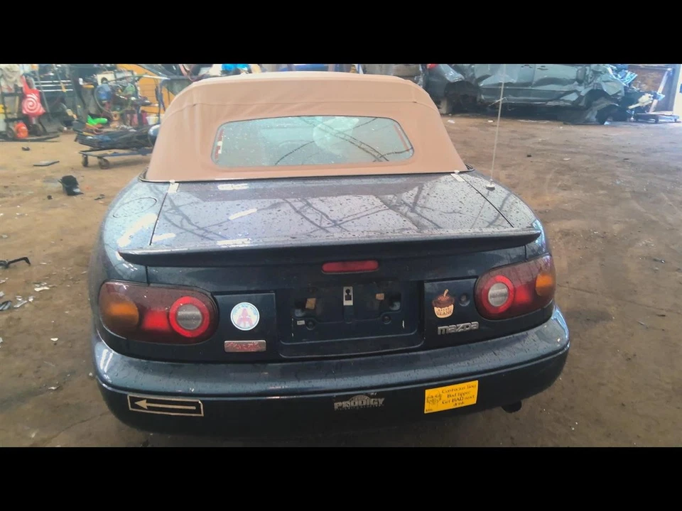 Alternador compatible con 94-97 MAZDA MX-5 MIATA 6729846 Foto 2 de 4