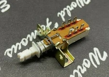 1pcs - TOKO-S 125Vac Push Button Switch - NOS MADE IN JAPAN