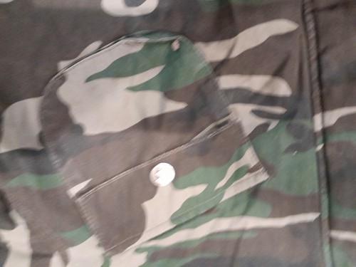 Giacca cotone mimetico A BATHING APE stile militare Woodland #158100 GRANDE, GIAPPONE - Foto 11 di 20