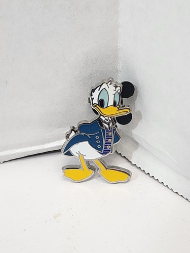 Haunted Mansion Butler Donald & Maid Daisy Set - Donald ONLY Disney Pin 104094