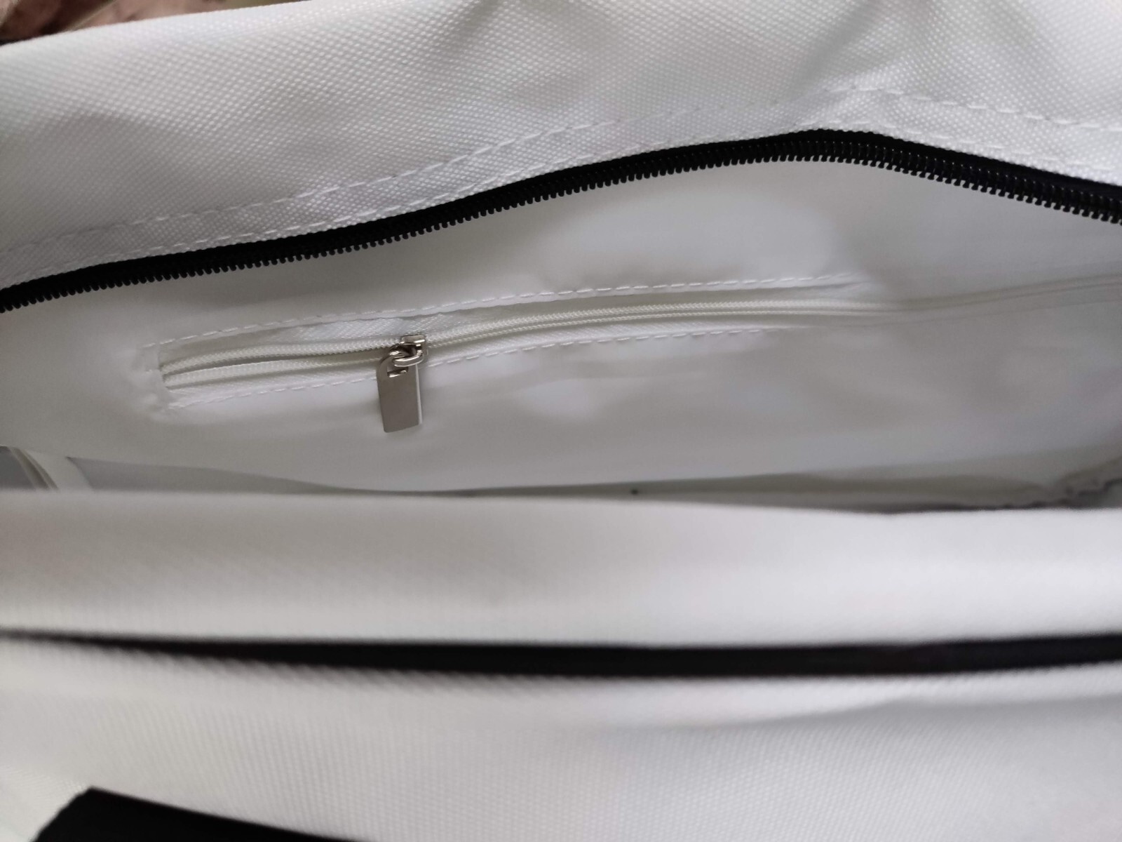 LACOSTE Bag White Mens Gym Travel Overnight White Green Crocodile New