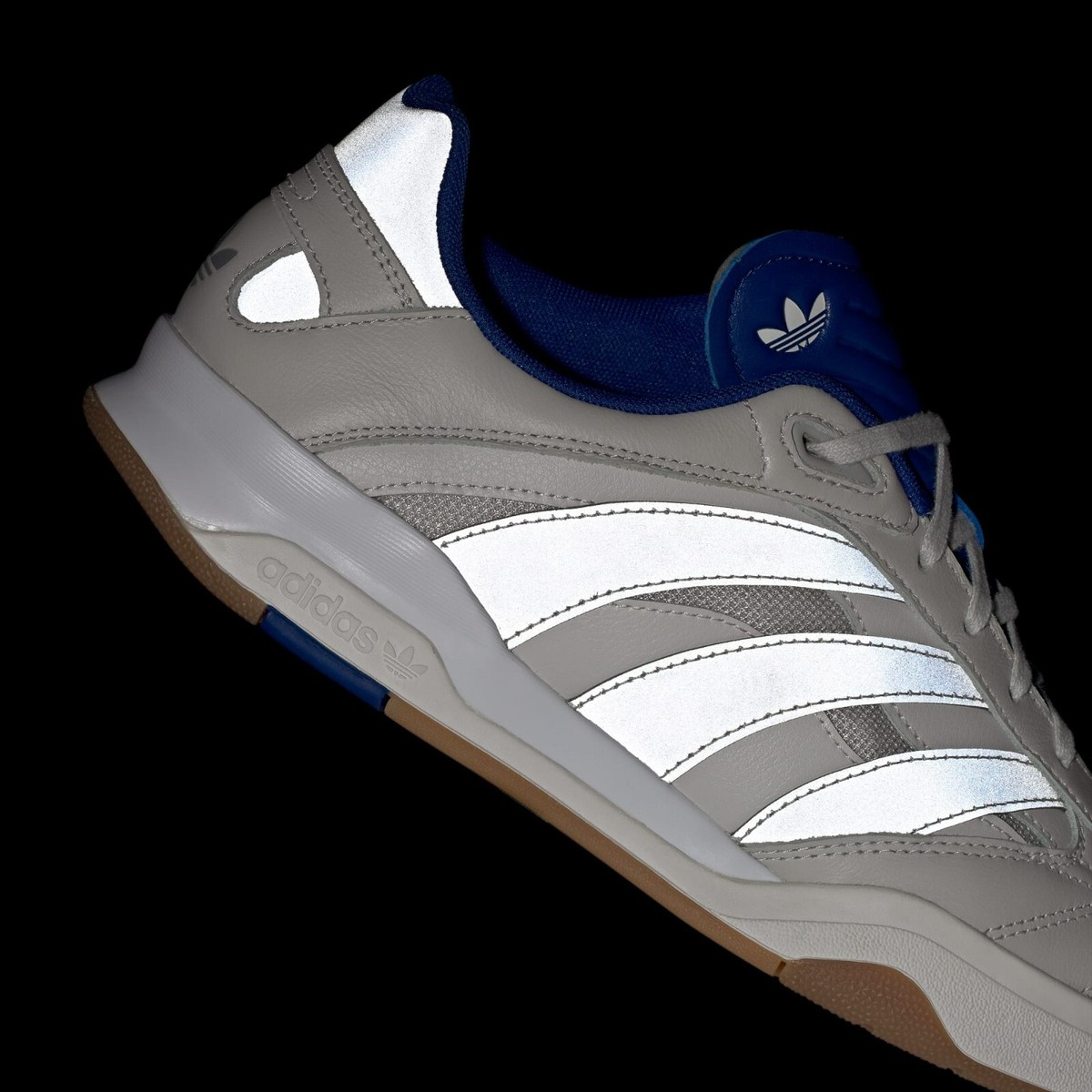 adidas Originals Predator Mundial IE5675 Grey One / Silver