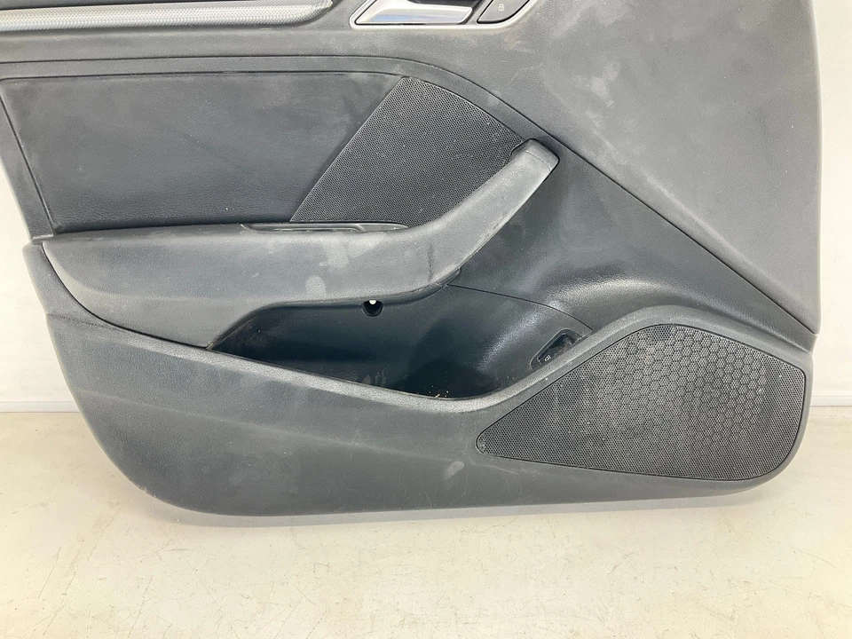 16-18 AUDI A3 Hatchback E-Tron Interior Conductor Delantero-Puerta Izquierda Panel de moldura CM Foto 2 de 4