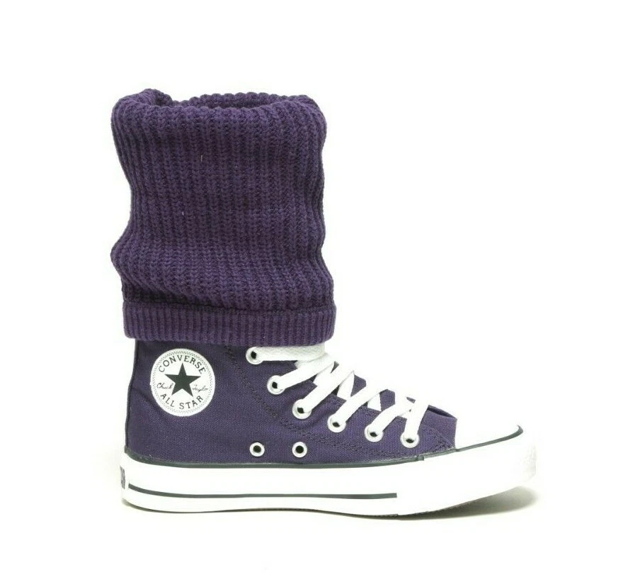 Socks with hotsell chuck taylors
