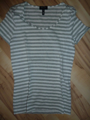 ESCADA SPORT - super schönes, edles Damen/ women Shirt - grau/weiss - Gr.XS -TOP