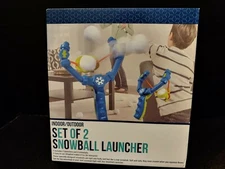 Unisex Safe All Ages Indoor/Outdoor 2 Sling Shot Snowball Launchers All Year NIB