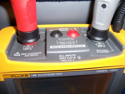 10880 FLUKE 196 SCOPEMETER 100MHZ 1GS/S W/ CASE & PROBE CLIPS - Picture 7 of 10