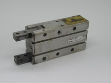 SMC MHY2-25D 180deg Angular Style Air Gripper 0.1-0.6MPa 25mm Bore SHELF WEAR