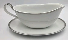 Seyei Fine China Silvermont 700 Gravy Boat & Underplate Platinum Trim Japan 
