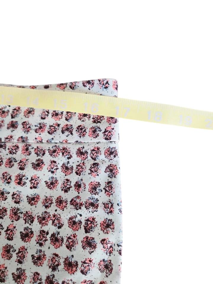 Pantalones Cortos Willi Smith Talla 10 Off White Rosa Patrón 4 pulgadas Entrepierna Nuevos sin Etiquetas Foto 4 de 4