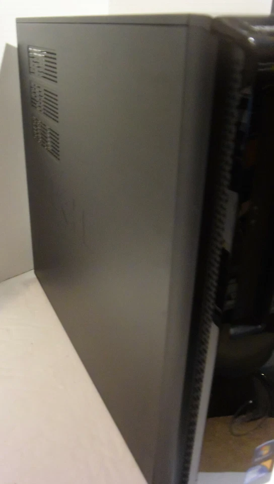 Dell Vostro 230 Desktop (Intel Core 2 Duo 2.93GHz 4GB 160GB Win 10 Pro) PC - Image 4 of 4