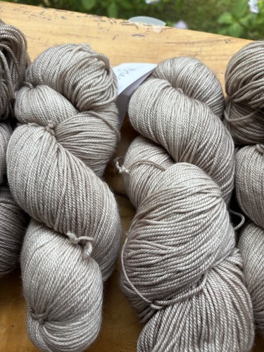 Madelinetosh Pashmina, filato di lusso - lana/seta/cashmere - pizzo antico - Foto 2 di 5