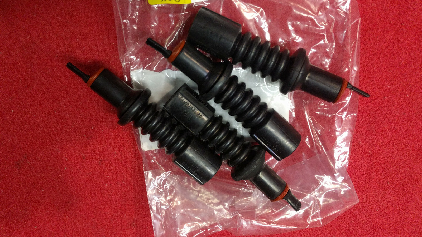 VW Audi OEM Sunroof Drain Valve 5G6877236 Lot of 4 Golf Tiguan Q3