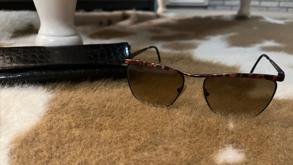 复古 70 年代/80 年代 Bob Mackie 适用于 Marchon 男式太阳镜 - 玳瑁眉线 — 第 3/4 张图片