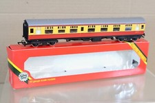 HORNBY R928 BR RED CREAM MK1 COMPOSITE CORRIDOR COACH 15210 BOXED oj