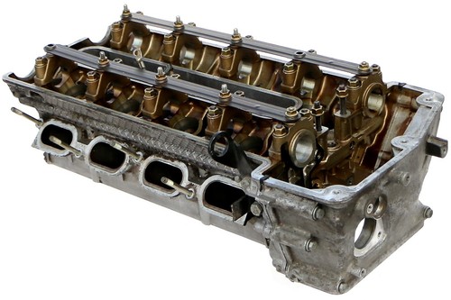 Zylinderkopf links (Zyl. 5-8) 4,4L M62 V8 Vanos  BMW E38 E39 X5  ab BJ. 9/98