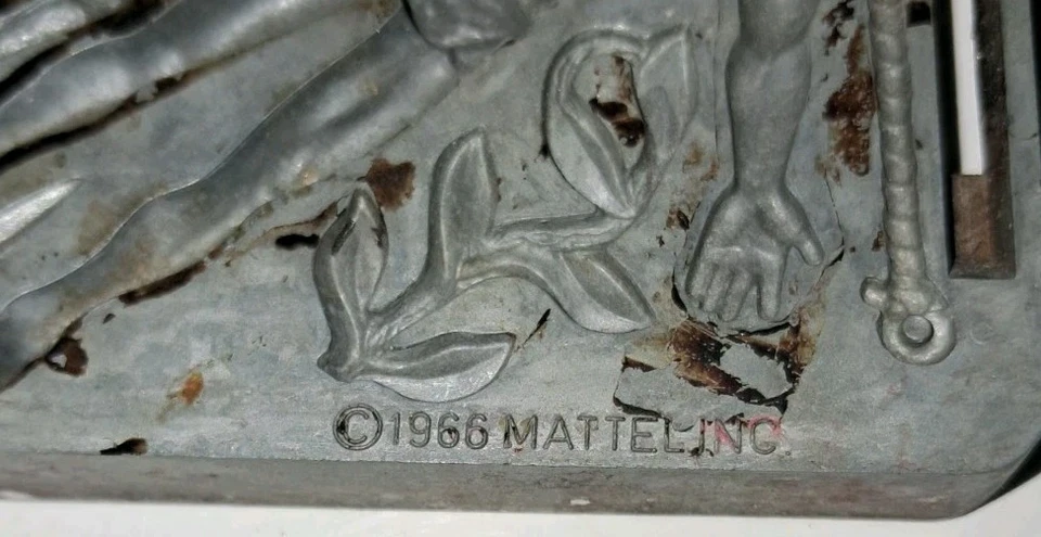 Molde de metal Tarzán 1966 Mattel Thingmaker con guepardo - Espeluznante fabricante de orugas Foto 3 de 3
