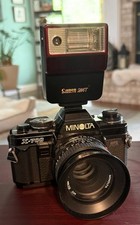 Minolta X-700 SLR 35mm Film Camera 2 Flash Bundle VTG, 1980 s