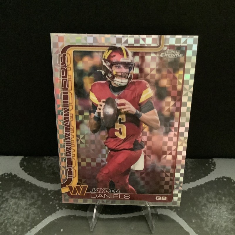 Topps 2025 Topps Chrome Jayden Daniels Commanders X-Fractor #295 