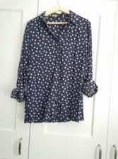 Bluse blau mit weißen Punkten Größe 42