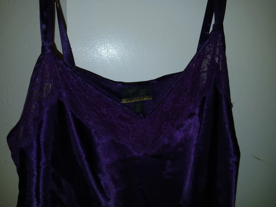 Thalia Sodi Lace Nightgown Size 2x - Image 4 of 4