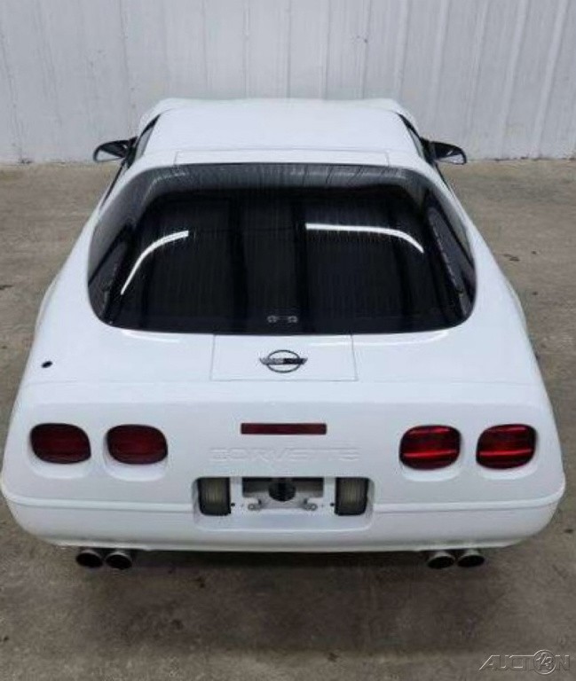 1994 White Chevrolet Corvette   | C4 Corvette Photo 6