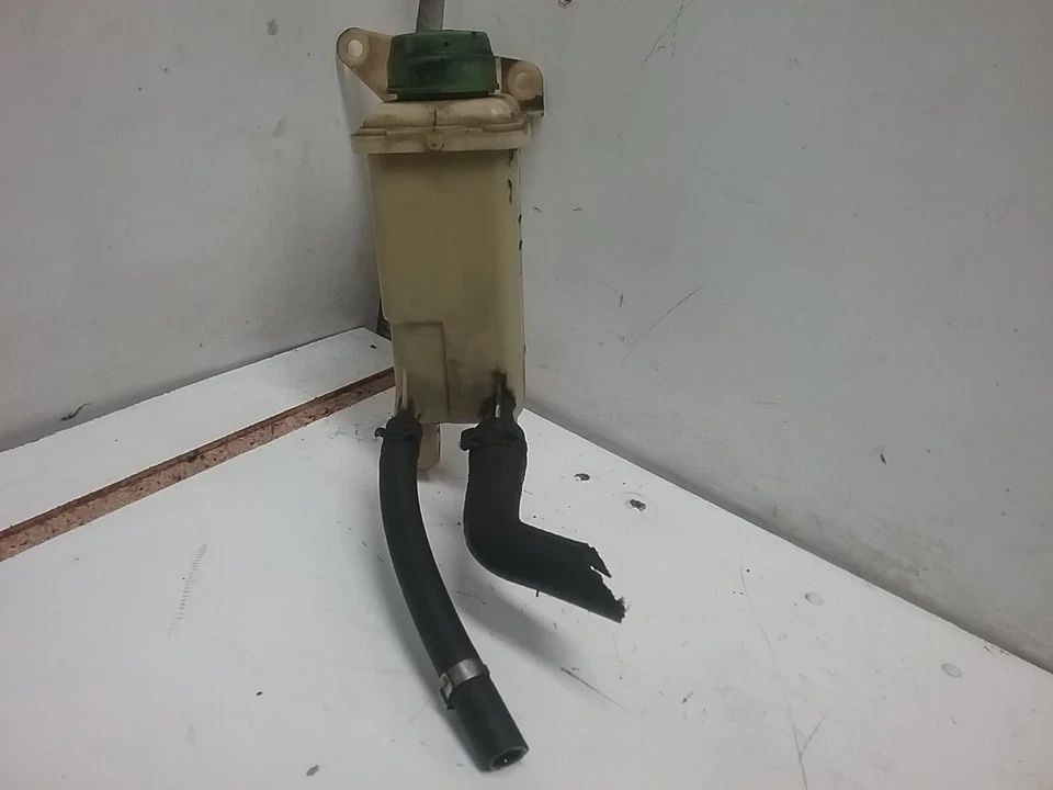 Botella depósito dirección asistida Audi A6 1998-2004 (sedán de 4 puertas) Foto 2 de 4