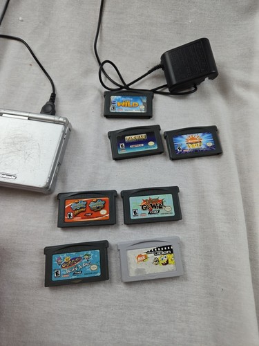 Nintendo Game Boy Advance SP Handheld Console - Pearl Blue with charger SEE Pics - Picture 8 of 10