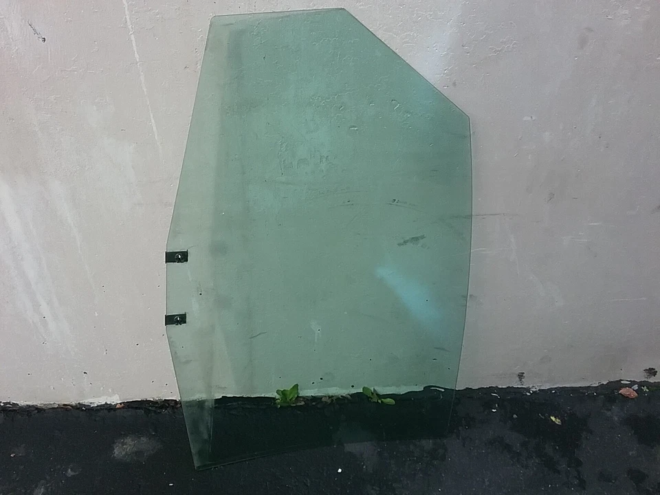 Audi A6 Quattro 1998-2004 puerta trasera izquierda ventana cristal 43R-00081 (4 puertas sedán) Foto 3 de 4