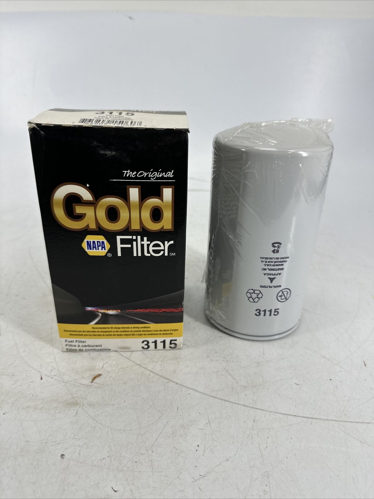 NEW OEM NAPA Gold Fuel Filter 3115