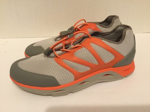 xtratuf water shoes