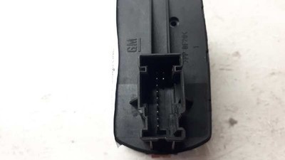 13430017 FENSTERSCHALTER VORNE LINKS / 5562161 FÜR OPEL CORSA E DESIGN LINE