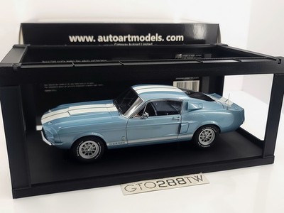 AUTOart 1:18 scale Ford Shelby Mustang GT500 1967(Blue/White